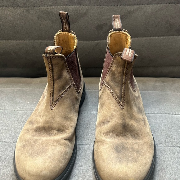 Blundstone Kid’s Size 3 Australian Great Condition Rugged Waterproof - Picture 3 of 8
